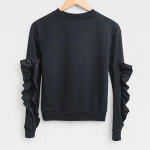 Romeo + Juliet Couture Elegant Black Ruffle Sleeve Top